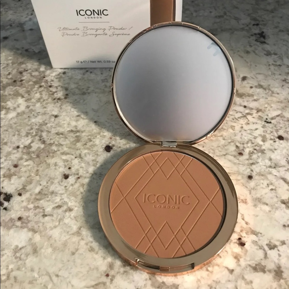 Bronzer - Picture 2 of 4
